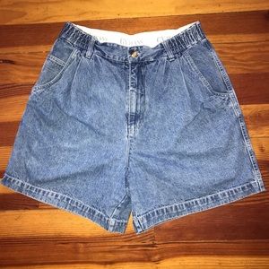 VINTAGE 90s Gloria Vanderbilt High Waist Denim Shorts